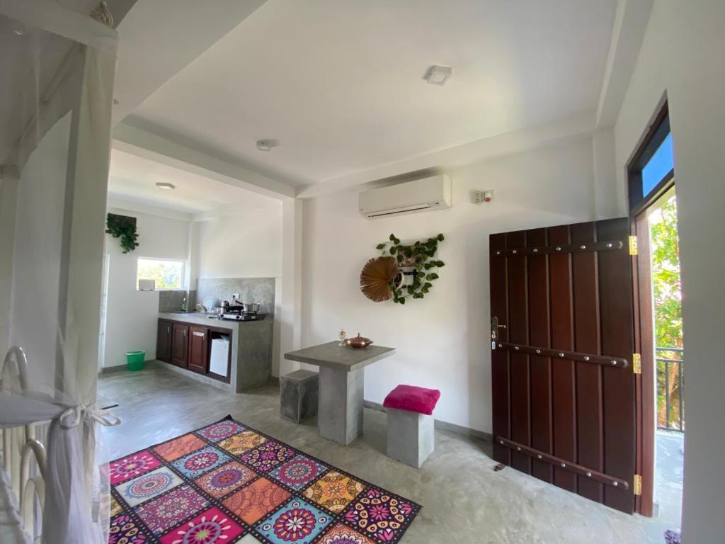 أونا واتونا Sun & Moon Good View Villa المظهر الخارجي الصورة